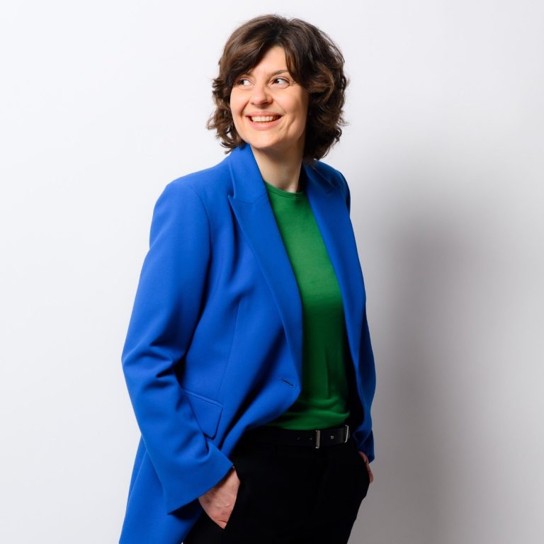 Eva Marie Meuter Eva Marie Meuter Begleitung für Teams und Führungskräfte in Veränderungsprozessen im deutschsprachigen Raum.